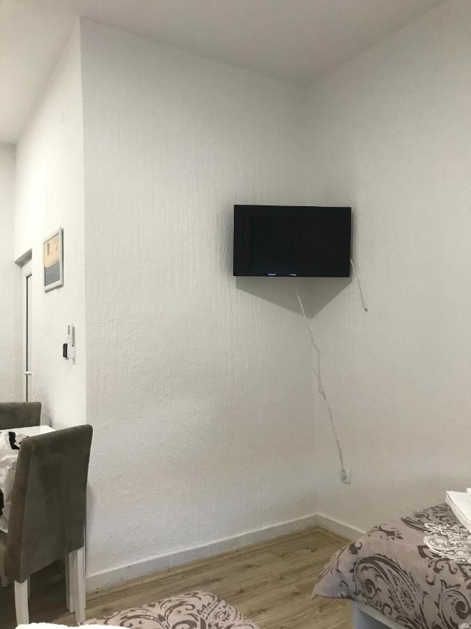 Appartamento Soba Milojkovic Golubac Esterno foto