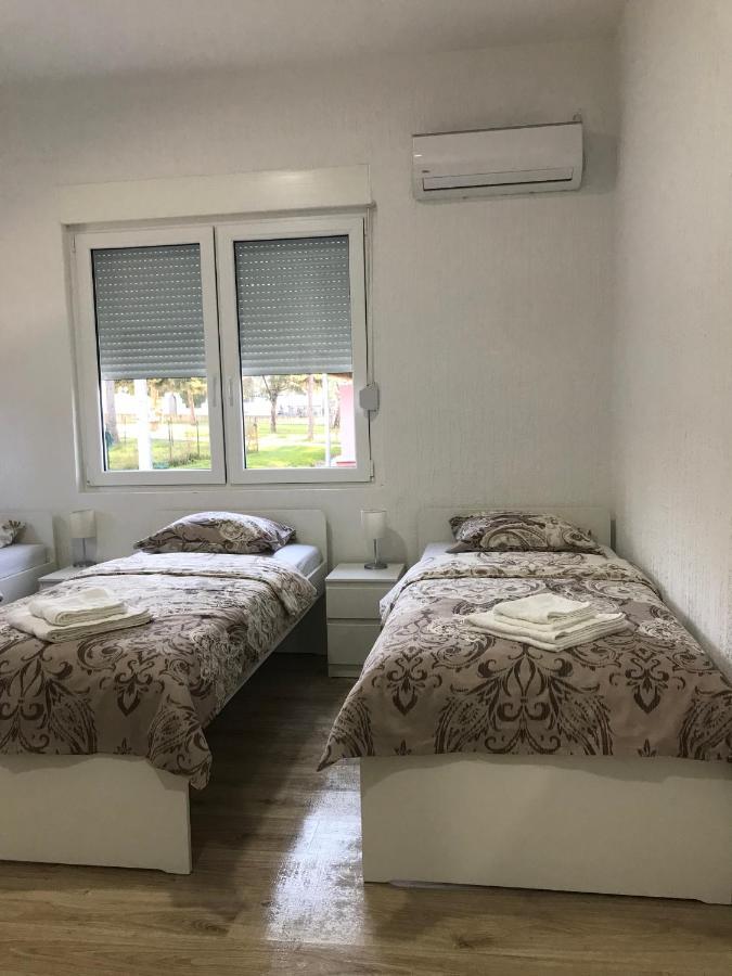 Appartamento Soba Milojkovic Golubac Esterno foto